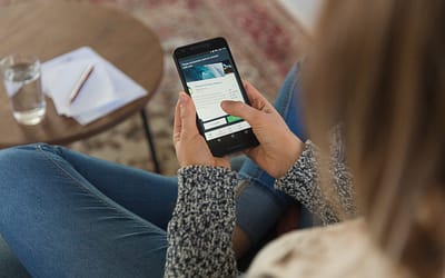 Text Message/App Alerts vs. Social Media – A TAD of DATA daily facts for 12.10.2020